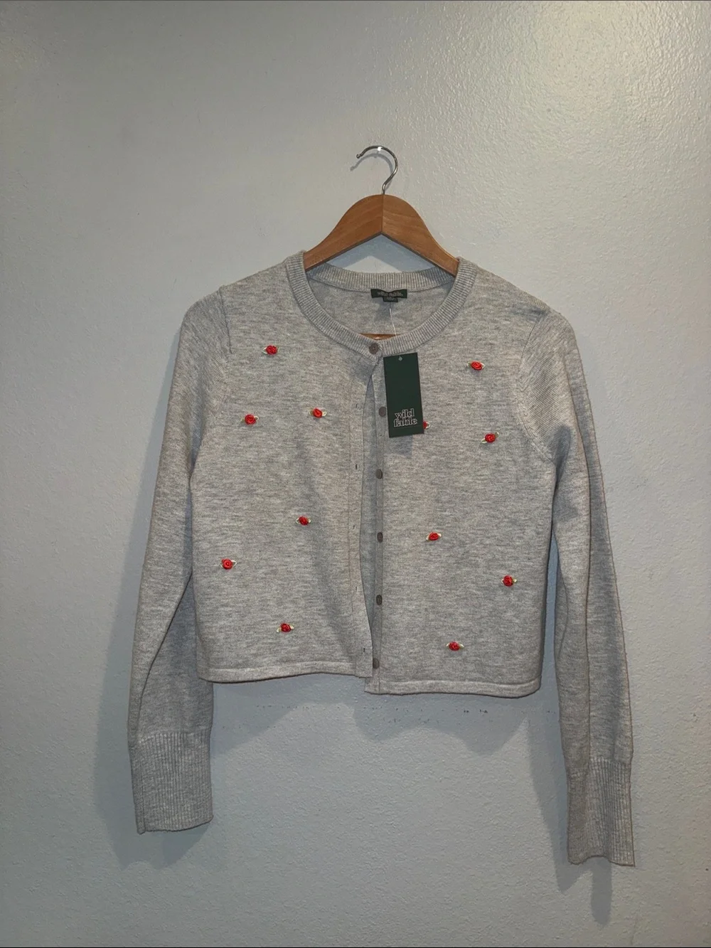 Wild Fable Gray Crewneck Cardigan with Red Flower Accents size small